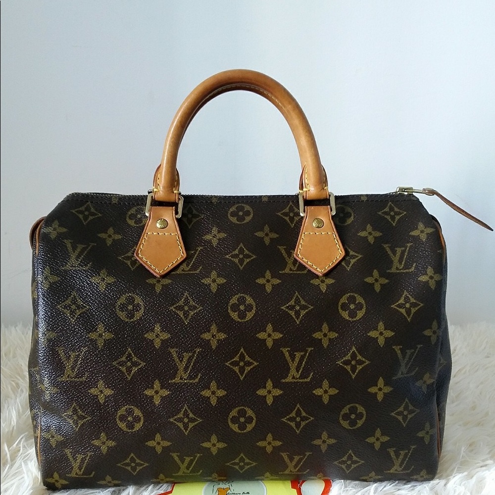 SOLD Louis Vuitton speedy 30